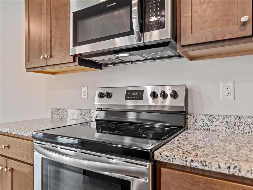 2104 Crestview Place Property Photo 16