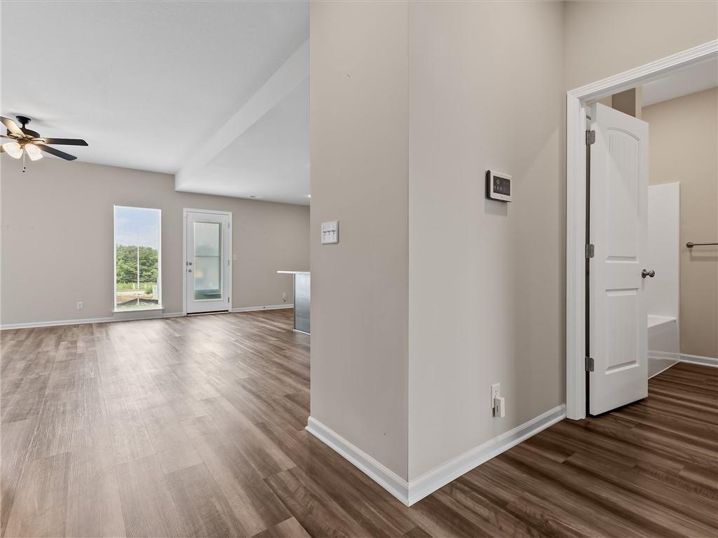2104 Crestview Place Property Photo 18