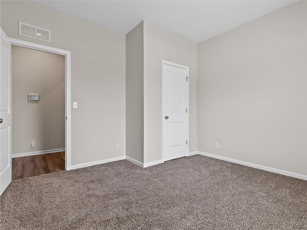 2104 Crestview Place Property Photo 23