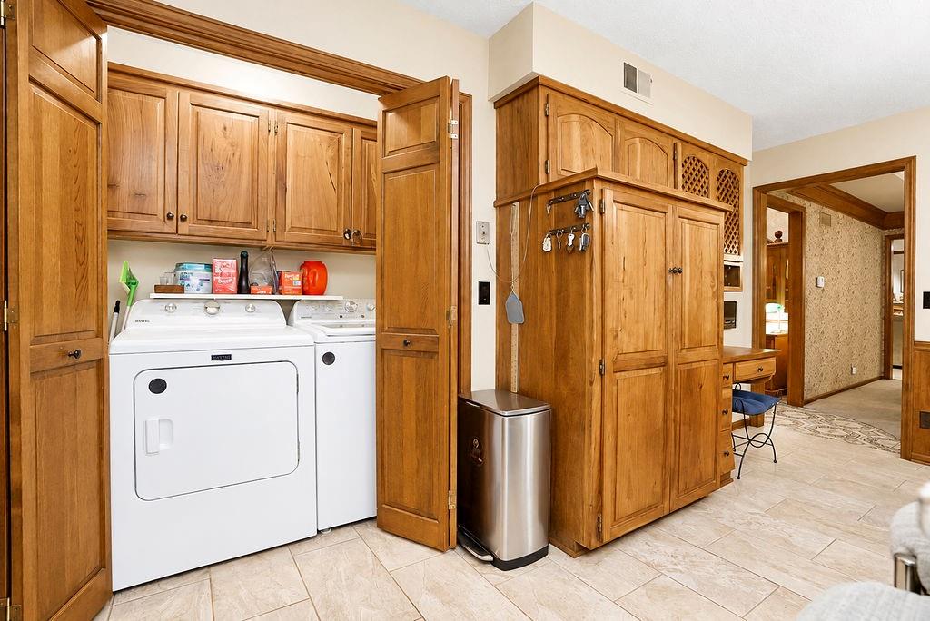 10020 Mackey Circle Property Photo 14
