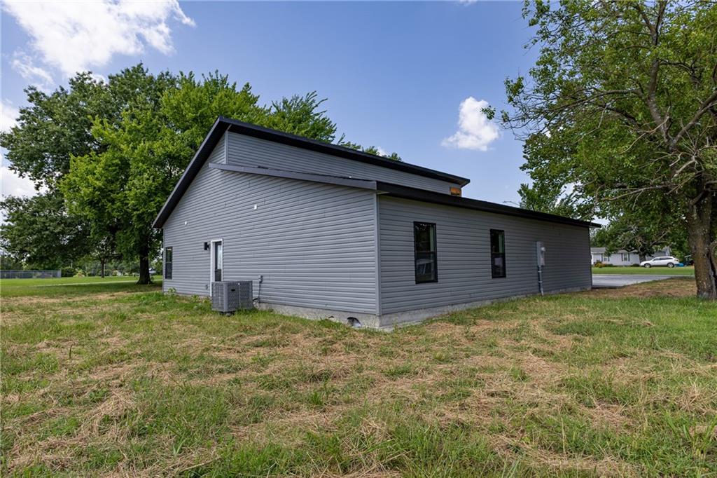 1616 E 20th Street Property Photo 36
