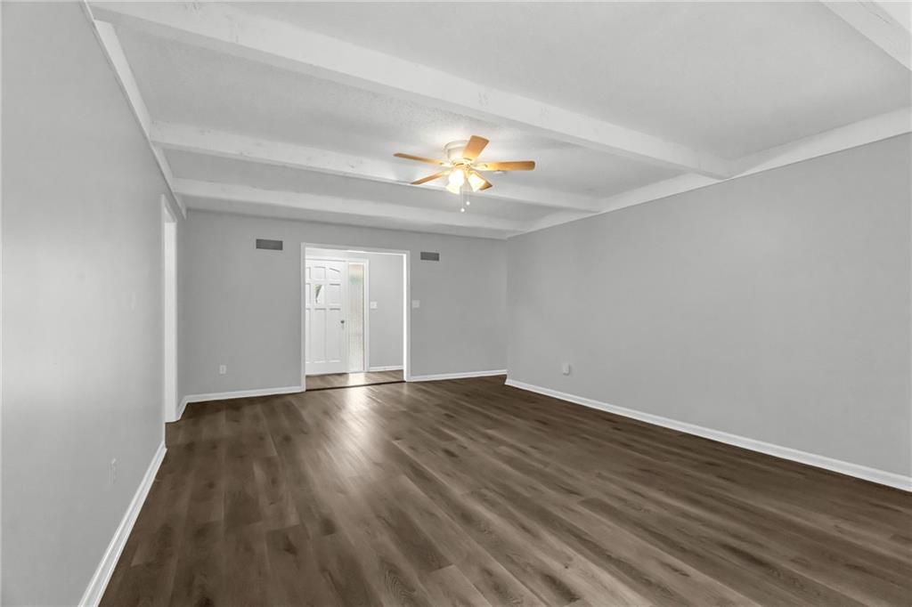 611 Sw Murray Road Property Photo 6