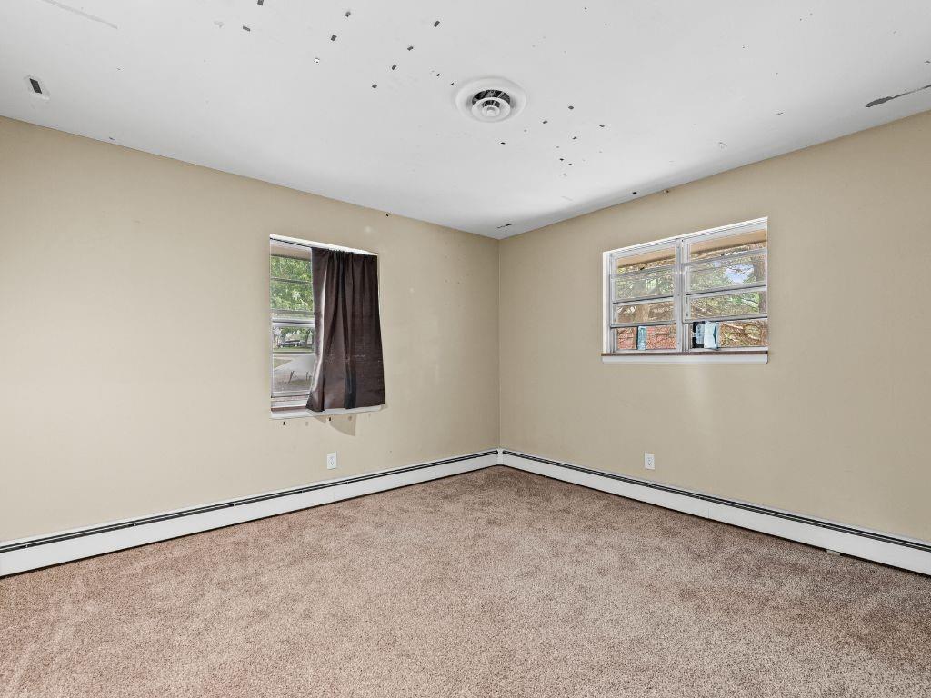 541 E 101st Terrace Property Photo 15