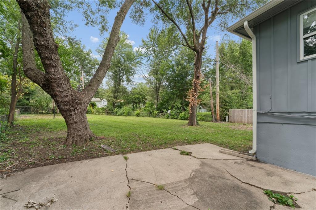 9505 Spring Valley Road Property Photo 3
