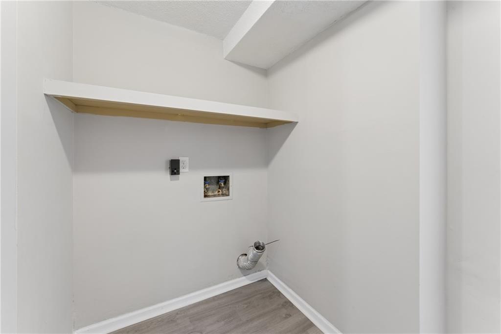 9505 Spring Valley Road Property Photo 9