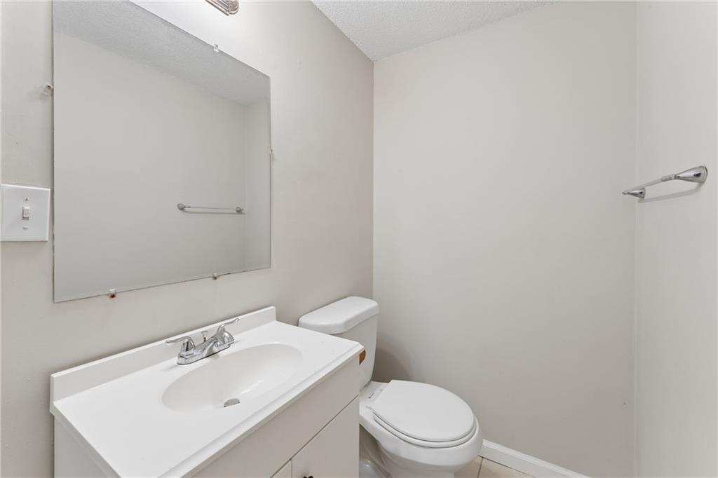 9505 Spring Valley Road Property Photo 10