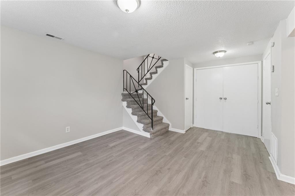 9505 Spring Valley Road Property Photo 20