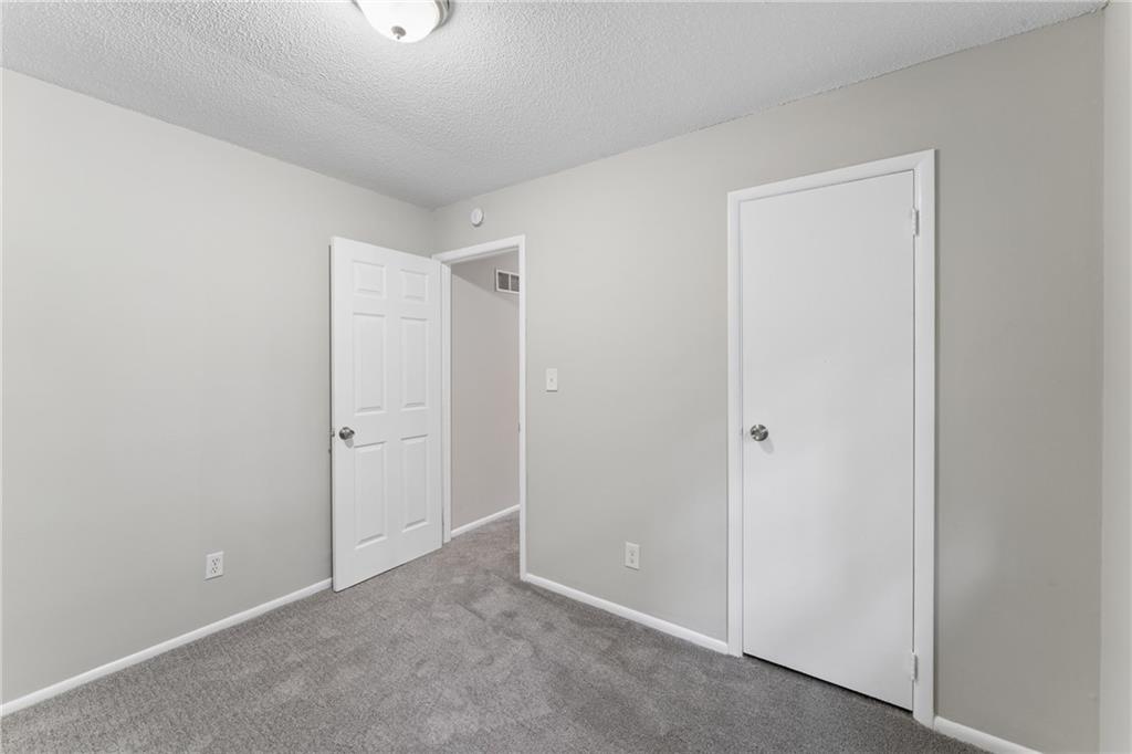 9505 Spring Valley Road Property Photo 21