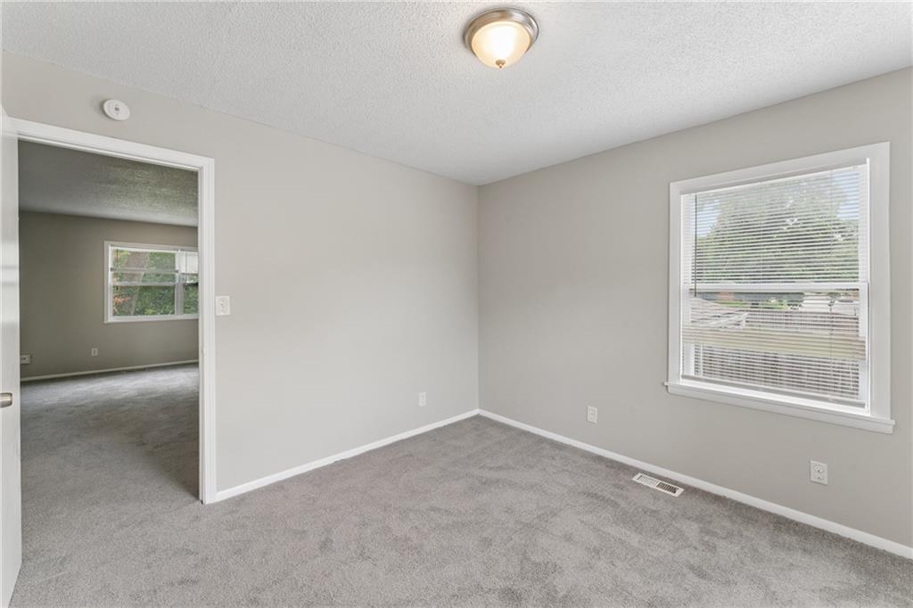 9505 Spring Valley Road Property Photo 27