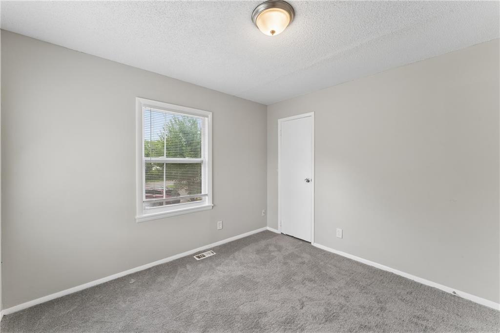 9505 Spring Valley Road Property Photo 28