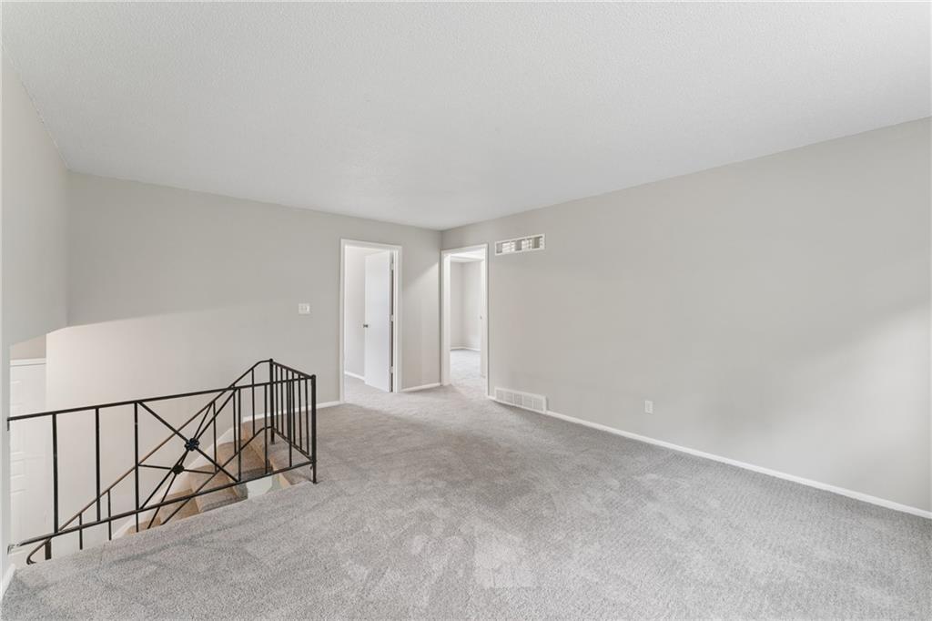 9505 Spring Valley Road Property Photo 32