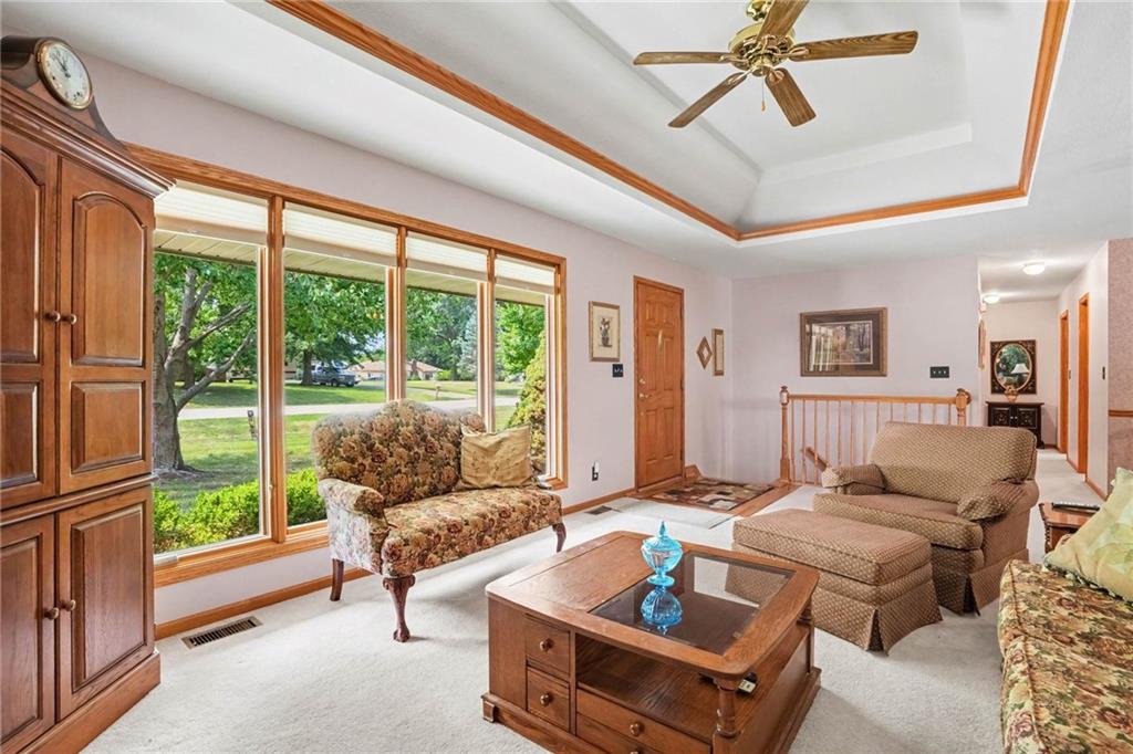 18103 Murphy Road Property Photo 6