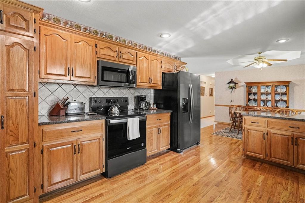 18103 Murphy Road Property Photo 7