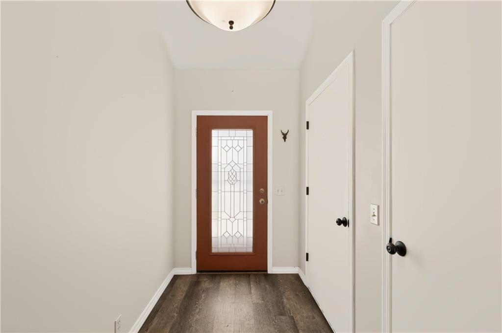 821 E 19th Street Property Photo 4