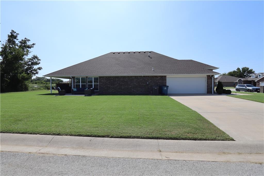 124 Cody John Way Property Photo 3