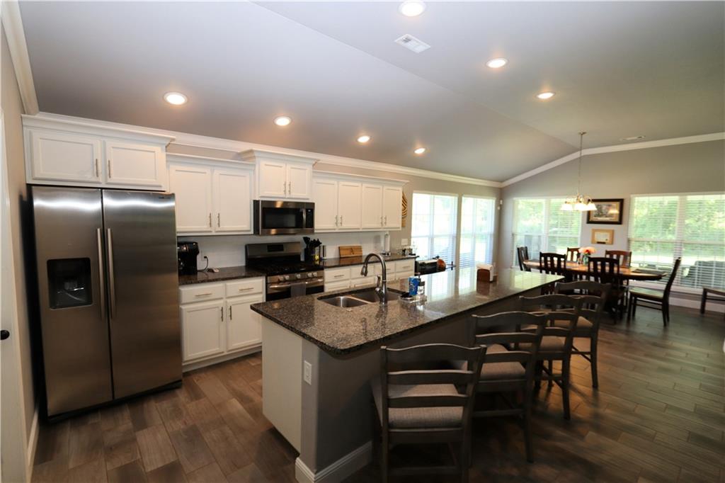 124 Cody John Way Property Photo 12