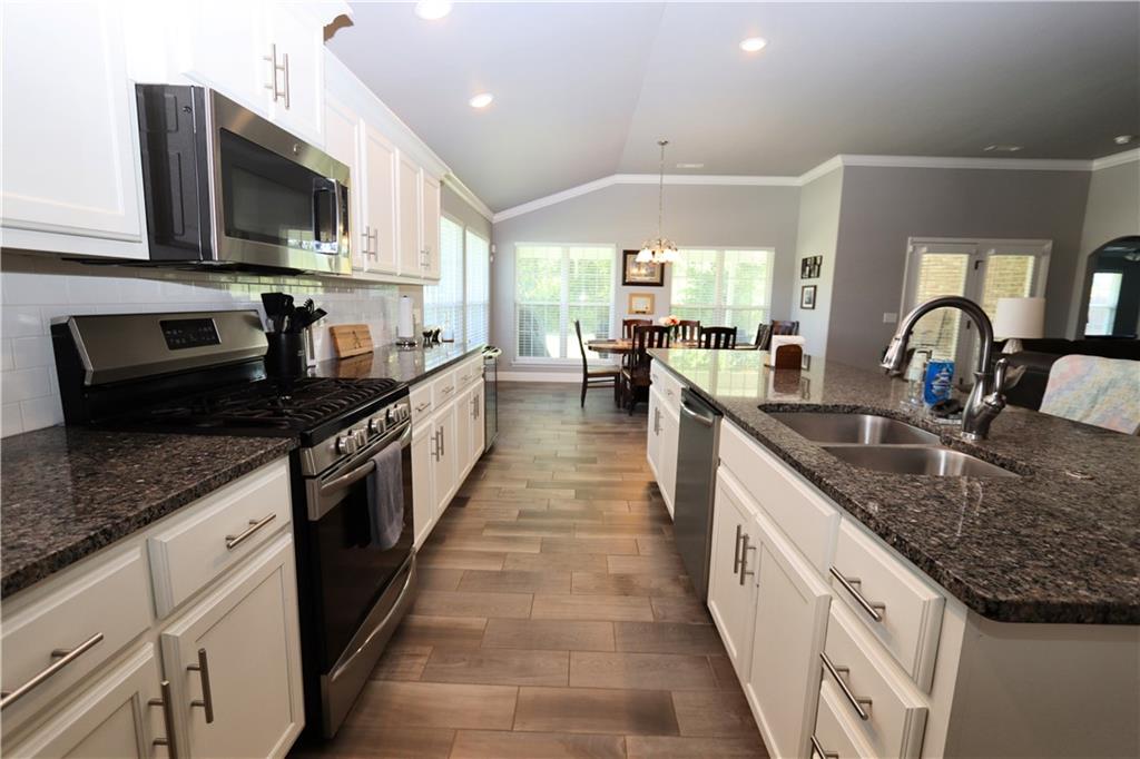 124 Cody John Way Property Photo 13