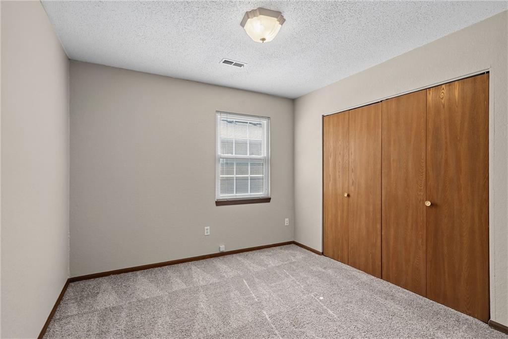 11327 W 77th Terrace Property Photo 20