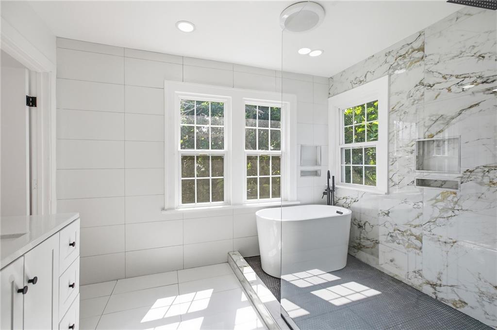 800 Valentine Road Property Photo 32