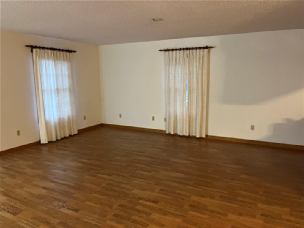128 Jh Williamson Jr Court Property Photo 9