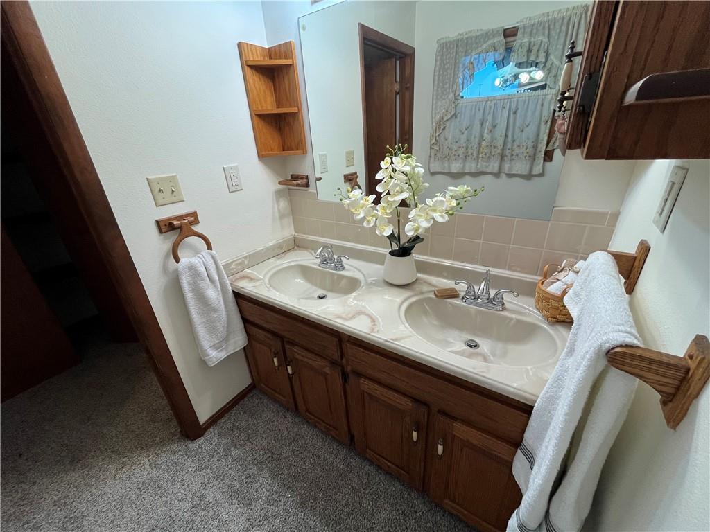 128 Jh Williamson Jr Court Property Photo 14