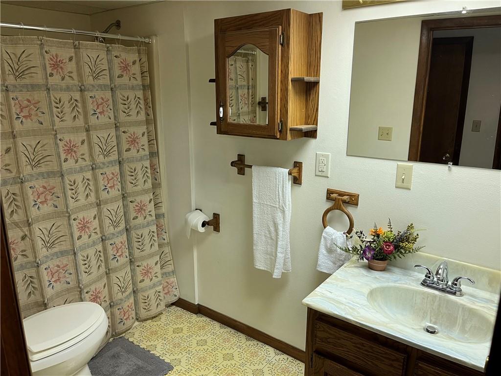 128 Jh Williamson Jr Court Property Photo 16