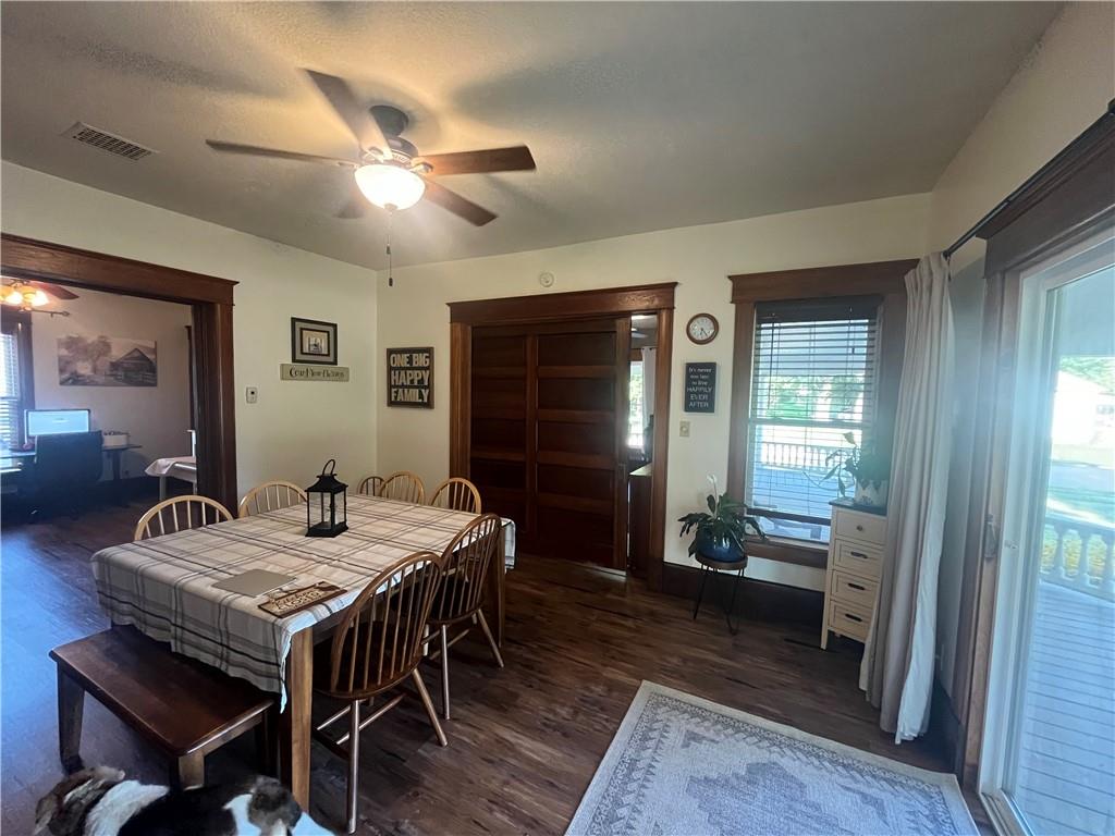 409 S Green Street Property Photo 41