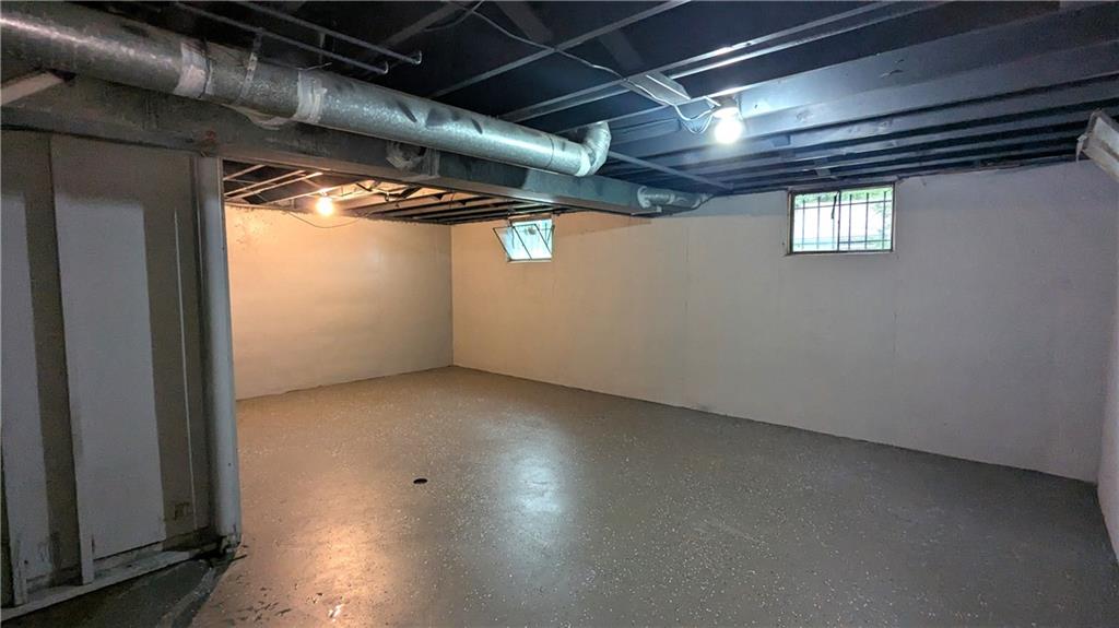8618 Winchester Avenue Property Photo 33