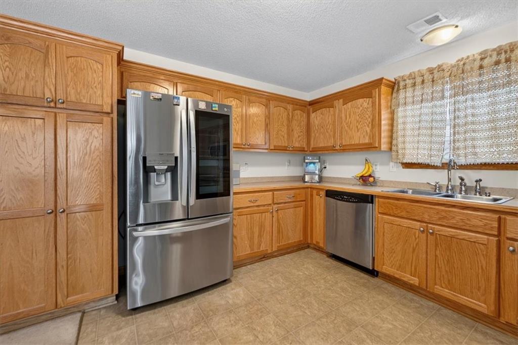 1104 Carlisle Drive Property Photo 23