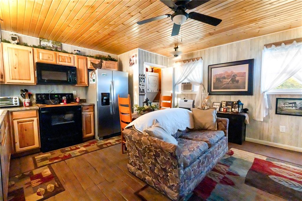 16887 Snipe Road Property Photo 6
