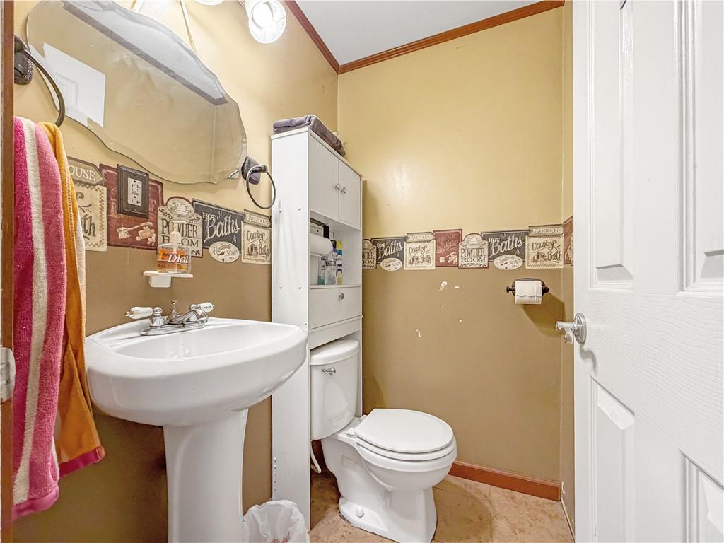 S Pine Street Property Photo 11