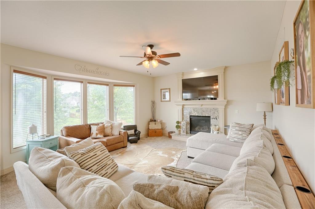2297 W Cothrell Street Property Photo 8