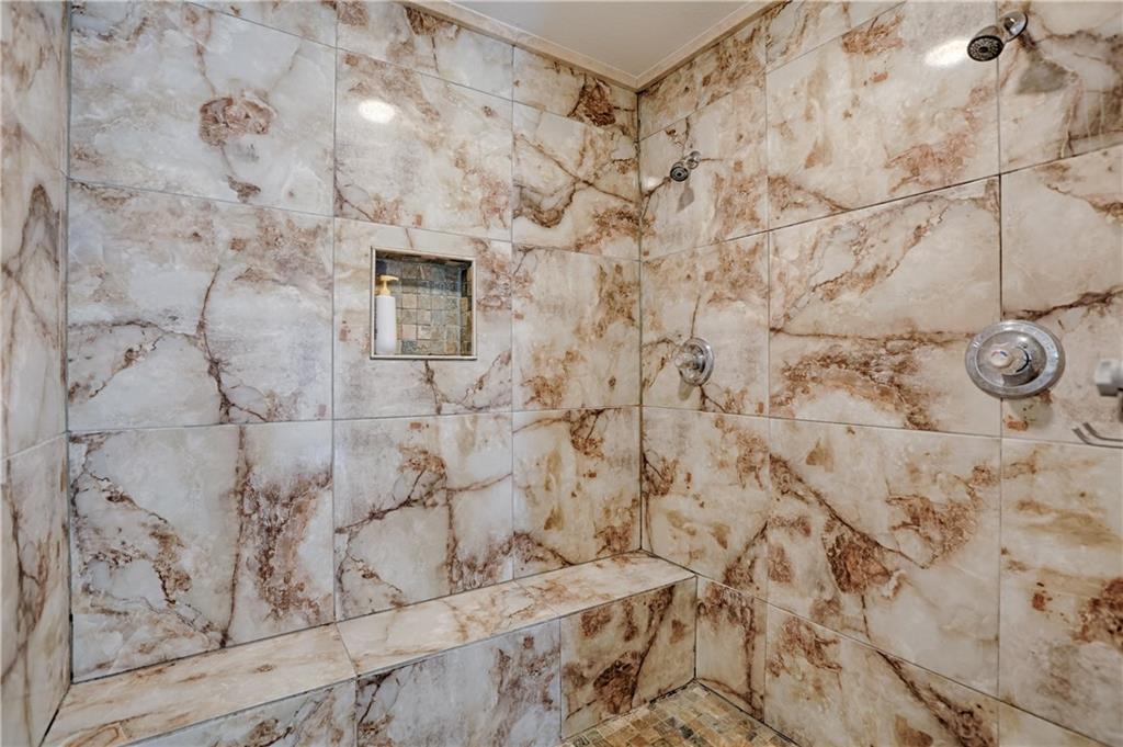 2297 W Cothrell Street Property Photo 20