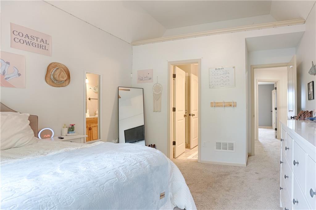 2297 W Cothrell Street Property Photo 23