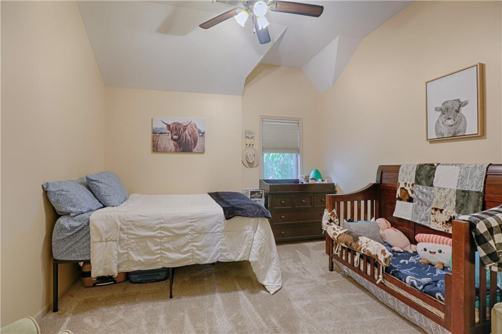 2297 W Cothrell Street Property Photo 28