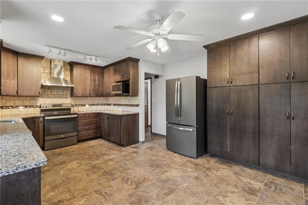 18591 Cantrell Road Property Photo 6