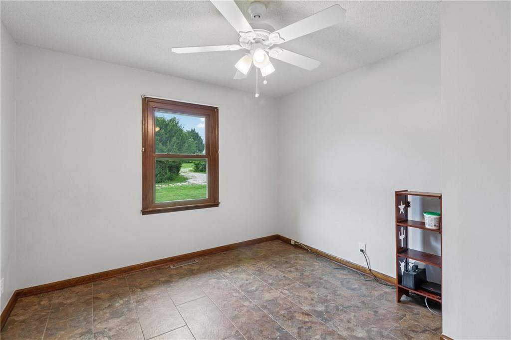 18591 Cantrell Road Property Photo 13