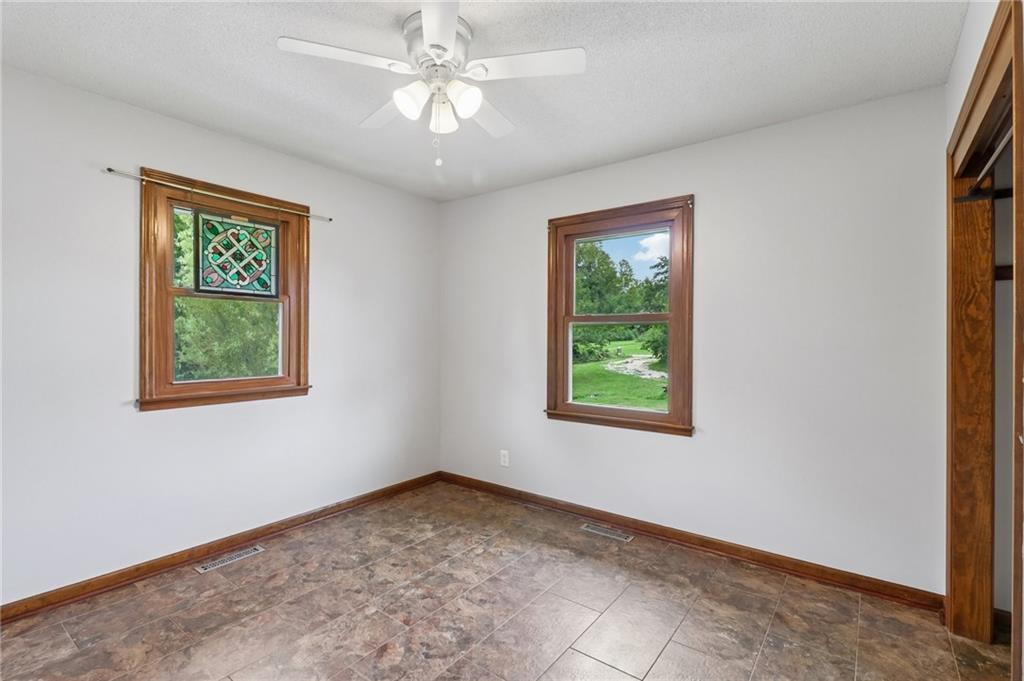 18591 Cantrell Road Property Photo 14