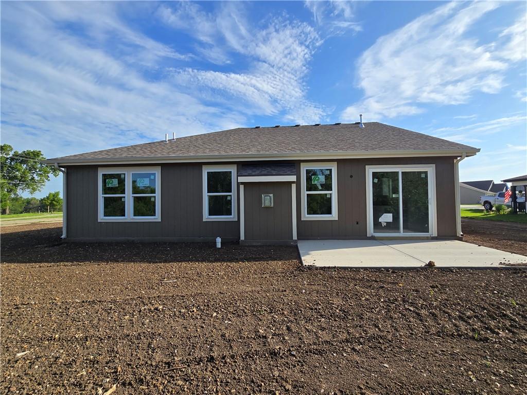1602 Bluestem Drive Property Photo 3