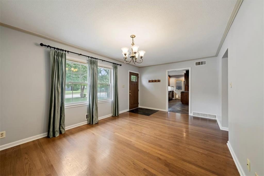 3826 S Summit Ridge Drive Property Photo 6