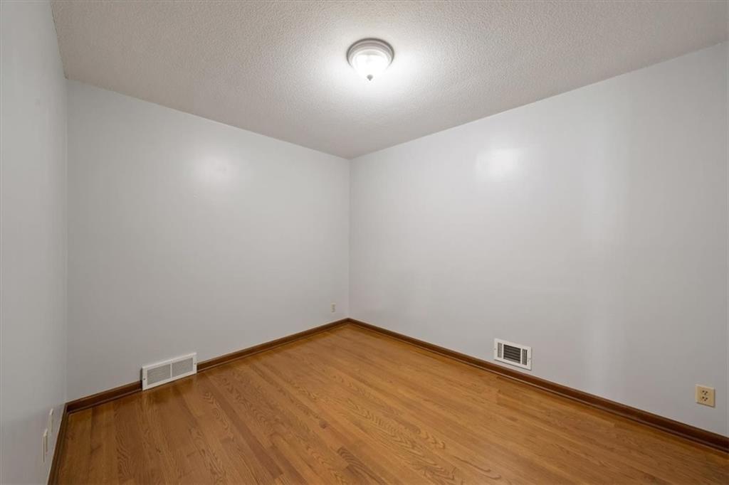 3826 S Summit Ridge Drive Property Photo 14
