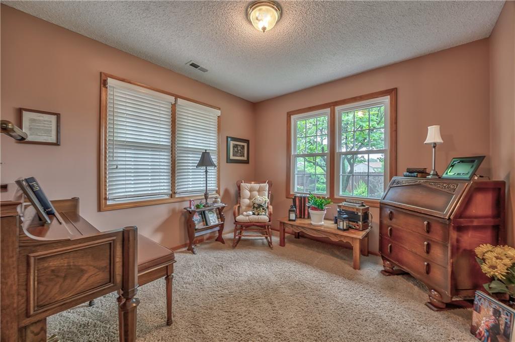 3916 Stetson Drive Property Photo 5