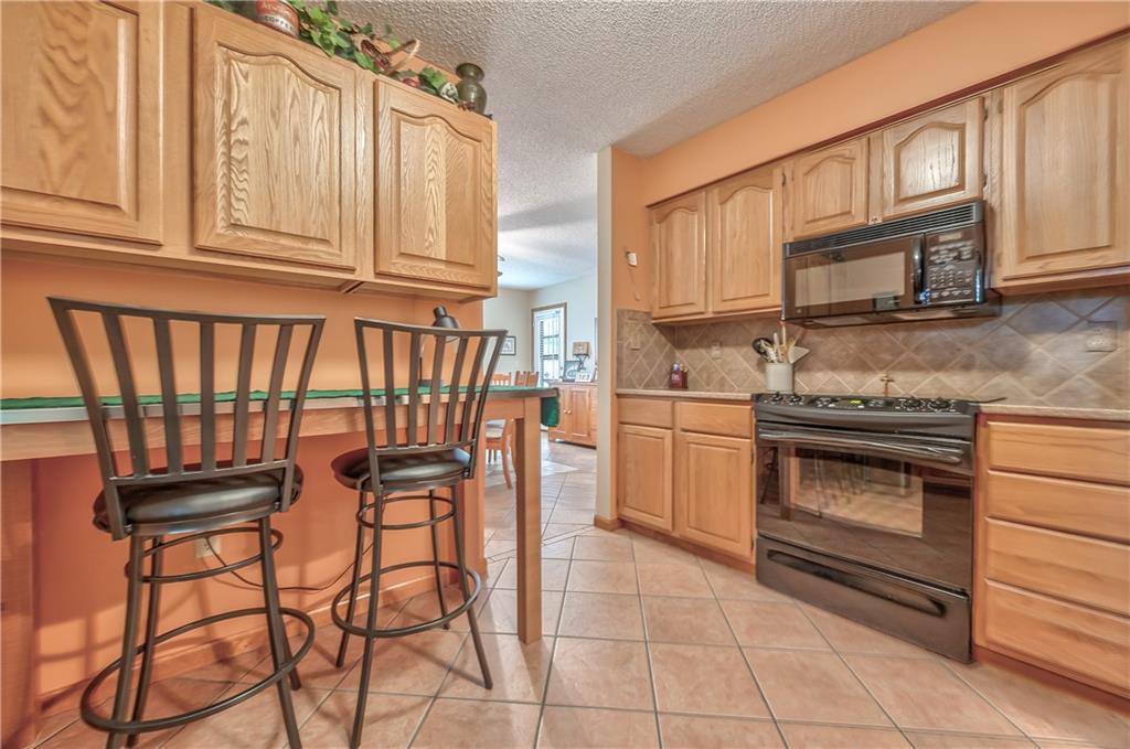 3916 Stetson Drive Property Photo 9