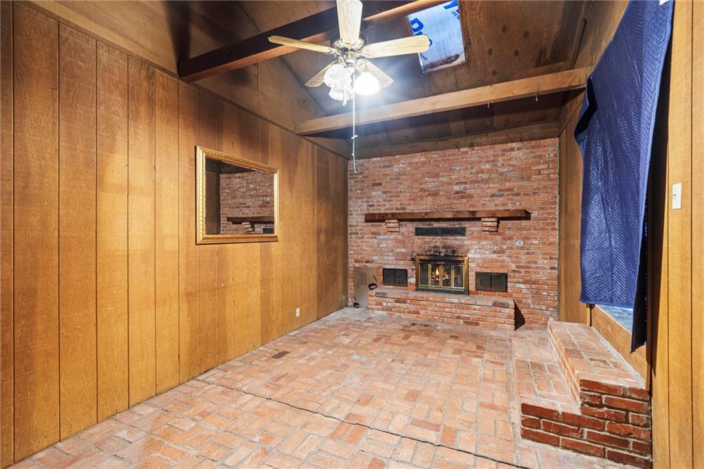 413-415 S Orchard Street Property Photo 29
