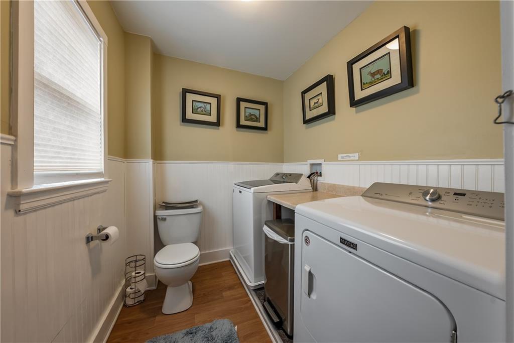 809-819 Hall Street Property Photo 70