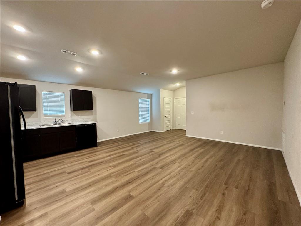 37791 W 207th Terrace Property Photo 5