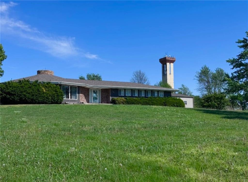 1335 2000th Street Property Photo 1