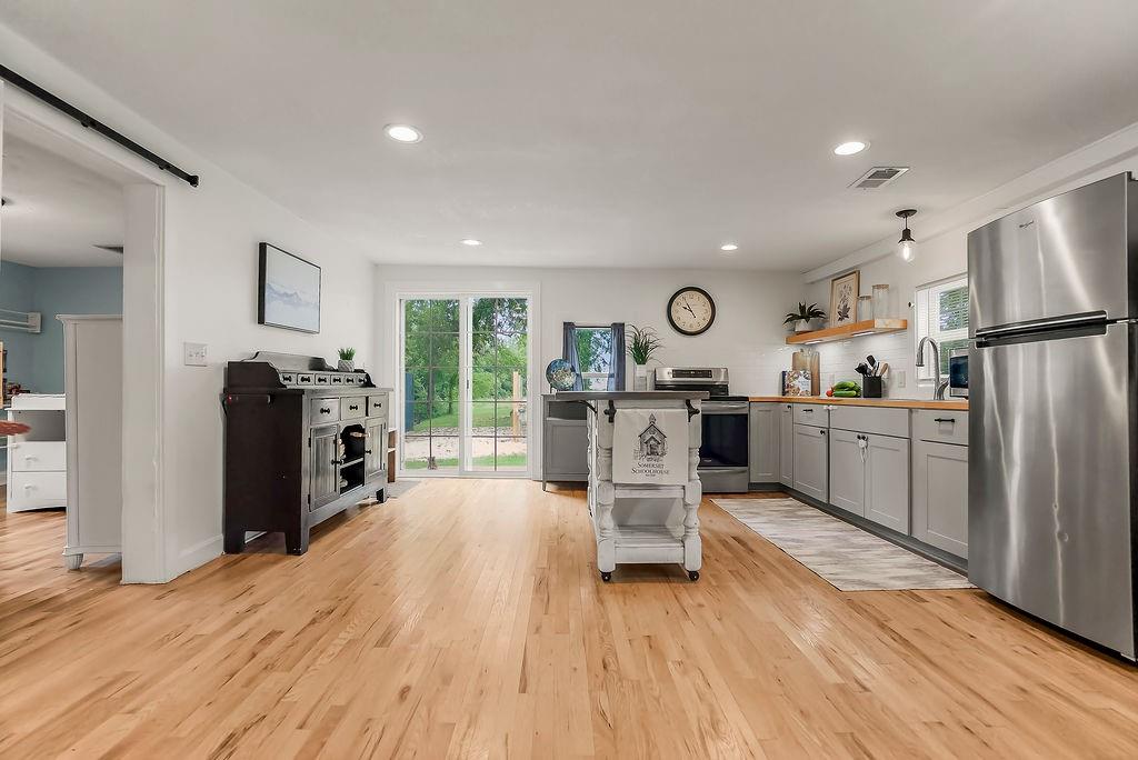 28936 Orchard Road Property Photo 4