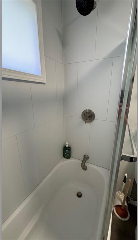 9934 England Drive Property Photo 14