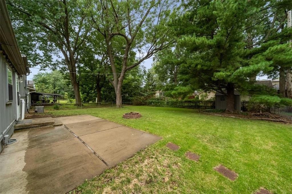 9934 England Drive Property Photo 28